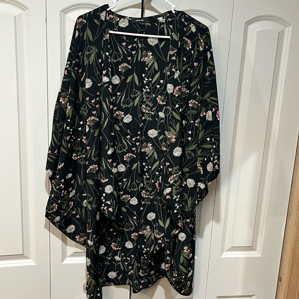 Miss Me lightweight open front cardigan size medium